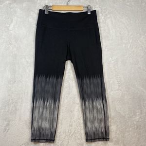 Athleta‎ Yoga Pants Small White Black Workout Gym Capri Outdoors Stretch Cropped